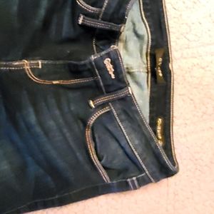 Size 26 guess skinny dark blue wash jeans